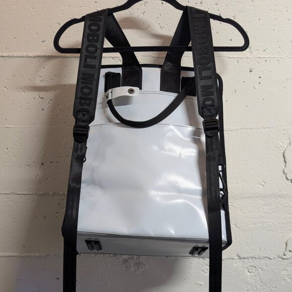 MOBOLI Luxe "I HAVE A CAT" PVC Tarpaulin Large Cat Carrier/Backpack - Gym/Beach? - Picture 2 of 15